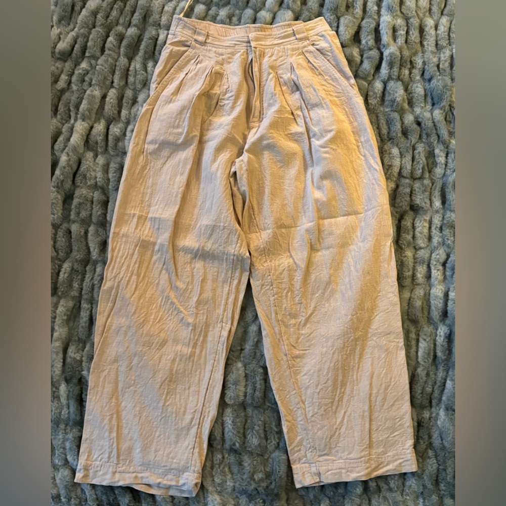 Free People linen blend barrel pants. size 2, run big.
